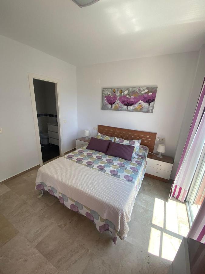 Апартаменты A&C Vistas Al Mar -Torre Del Mar - Malaga Велес Экстерьер фото